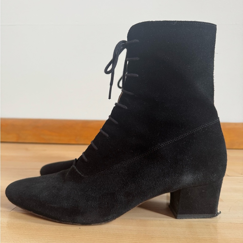 Rouje Black Suede Lace-Up / Zip Boots 41